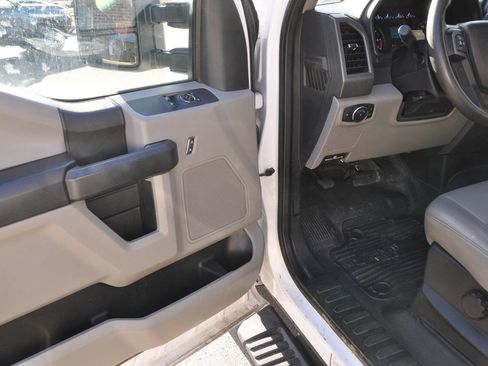 Used 2021 Ford F250 XL w/ Power Equipment Group image 24