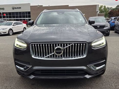 Used 2023 Volvo XC90 B5 Plus AWD/4WD image 2