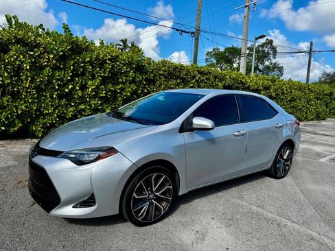 Used 2018 Toyota Corolla LE image 7