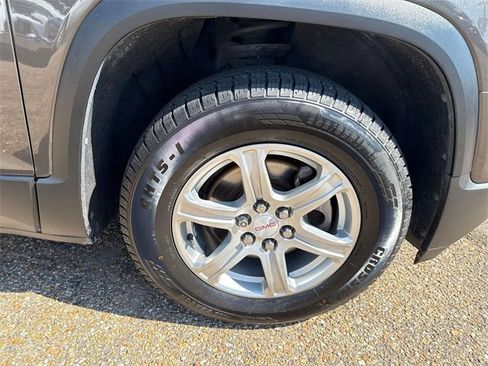 Used 2019 GMC Acadia SLE image 5