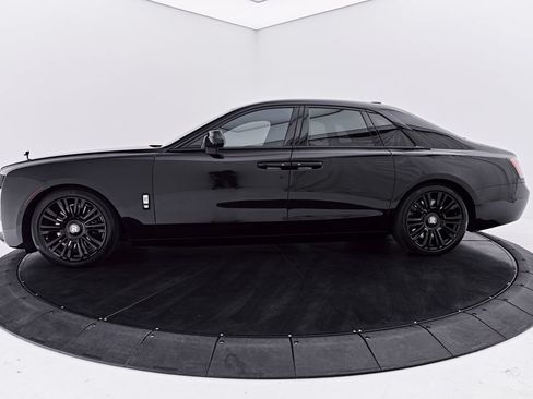 Used 2023 Rolls-Royce Ghost AWD/4WD image 17