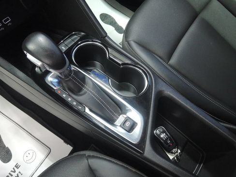 Used 2024 Buick Encore GX Sport Touring w/ Experience Buick Package AWD/4WD image 21