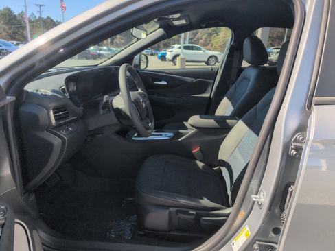 New 2026 Buick Envista Preferred image 11