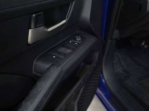 Used 2024 Toyota Tacoma TRD Off-Road image 20