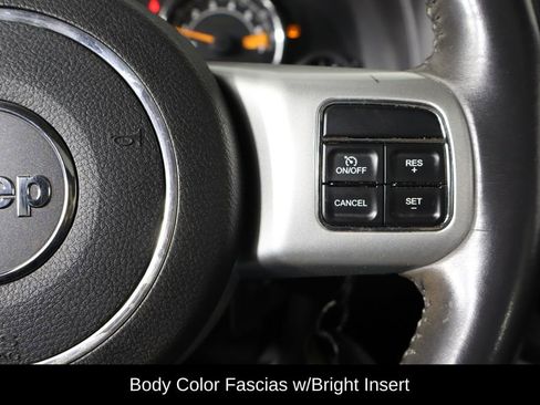 Used 2016 Jeep Compass High Altitude image 10