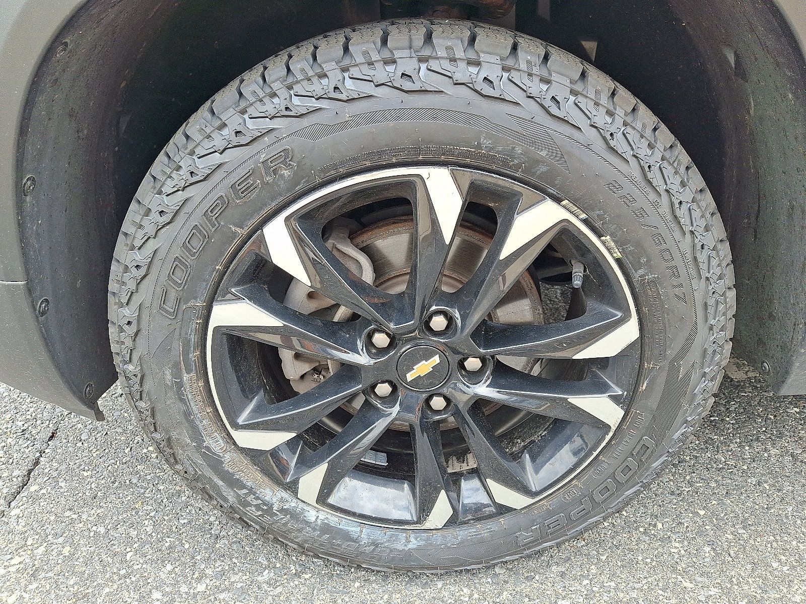 Certified 2023 Chevrolet TrailBlazer LT w/ Convenience Package AWD/4WD image 9