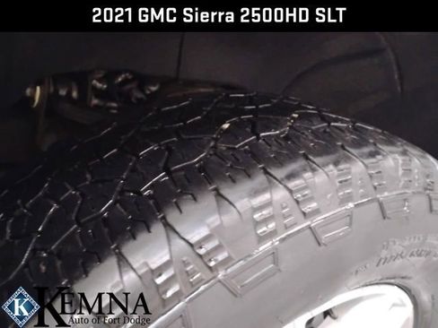 Used 2021 GMC Sierra 2500 SLT w/ SLT Premium Package image 32