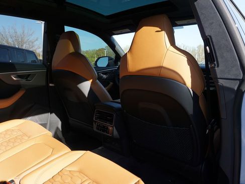 Used 2025 Audi RS Q8 performance image 42