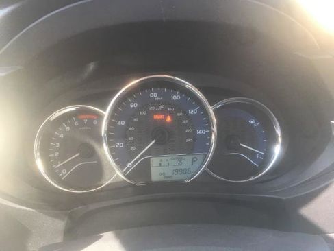 Used 2016 Toyota Corolla LE image 11