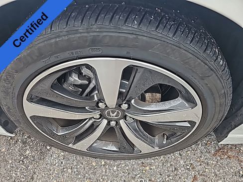 Certified 2025 Acura TLX w/ Technology Package image 11