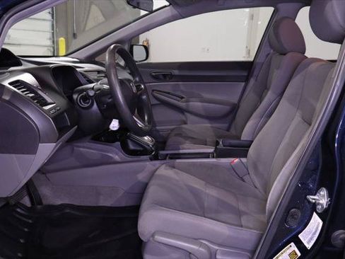 Used 2011 Honda Civic DX-VP image 21