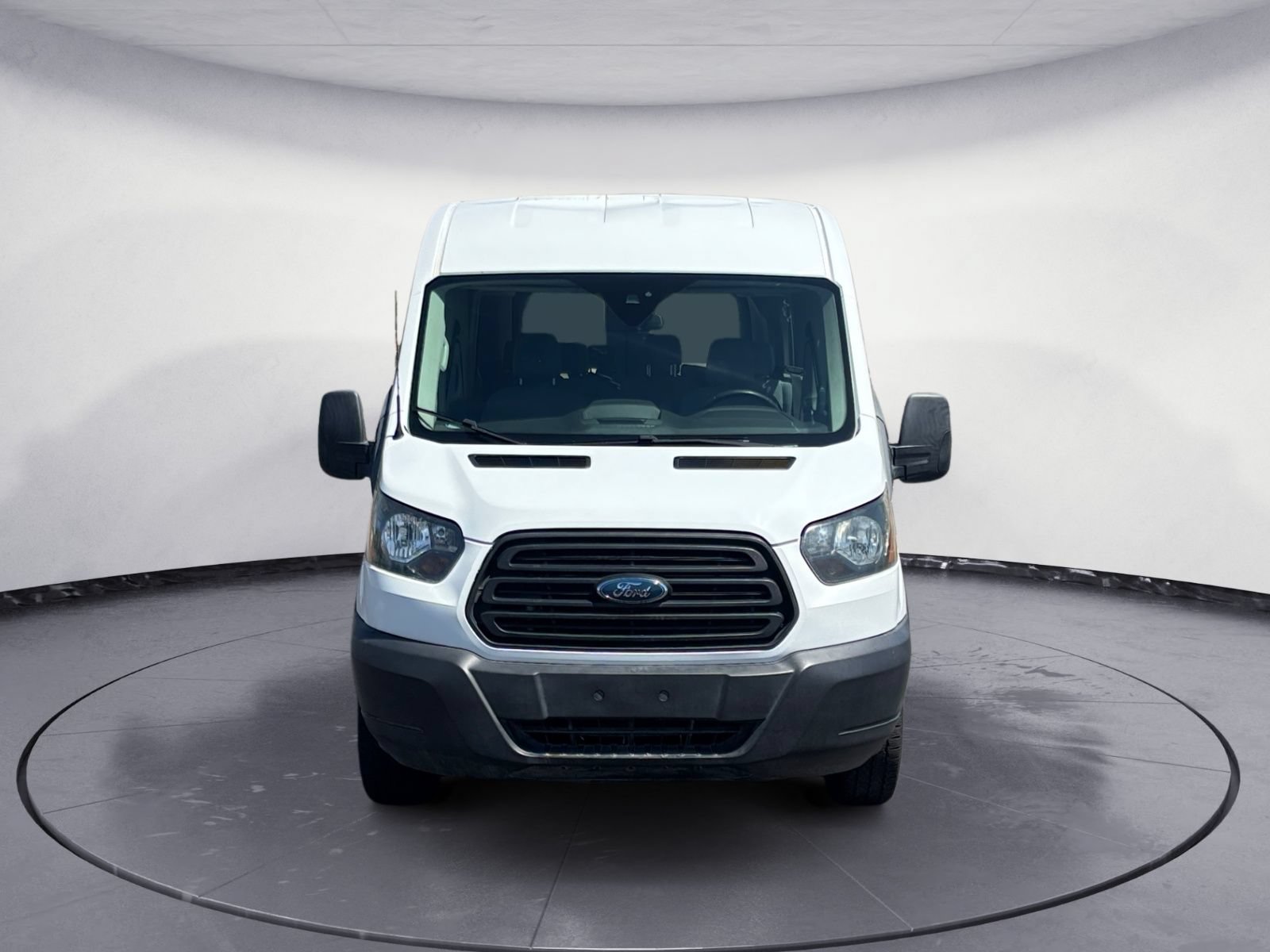 Used 2019 Ford Transit 350 XL RWD image 2