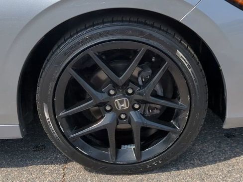 Used 2023 Honda Civic Sport image 10