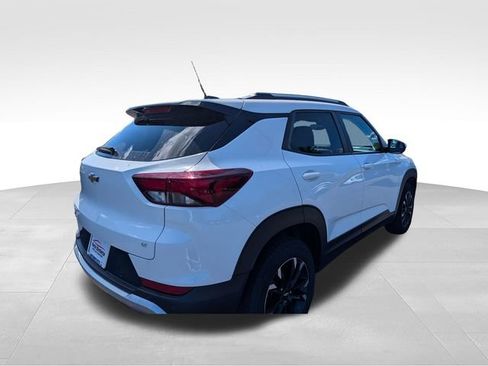 Used 2022 Chevrolet TrailBlazer LT w/ Convenience Package AWD/4WD image 7