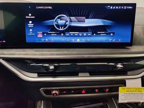 New 2026 BMW X7 xDrive40i w/ M Sport Package image 19