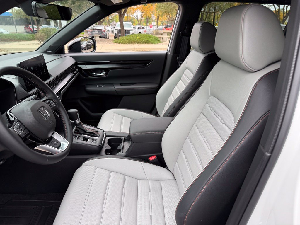 Certified 2026 Honda CR-V Sport Touring image 11