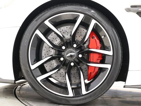 Used 2015 Aston Martin Vanquish Volante RWD image 84