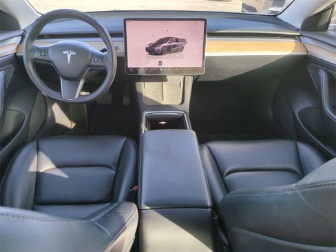 Used 2022 Tesla Model 3 Long Range image 16