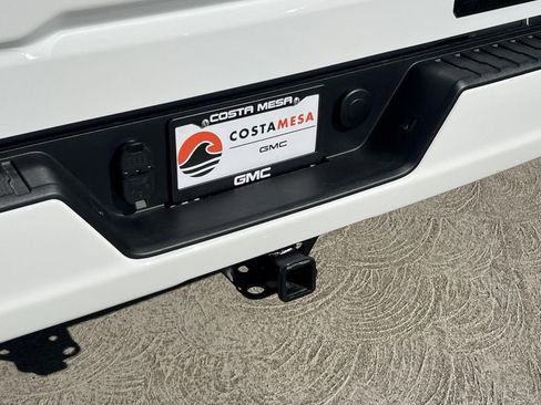 New 2026 GMC Sierra 1500 Elevation w/ LPO, Elevation Black Package image 28