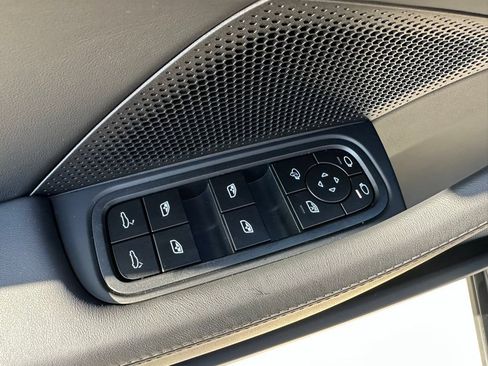 Used 2026 Porsche Panamera GTS AWD/4WD image 20