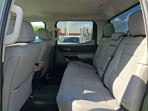 Used 2024 Toyota Tundra Limited AWD/4WD image 11