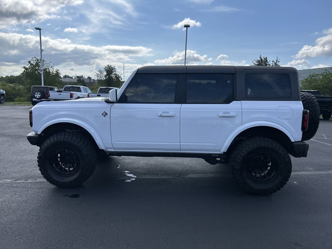 Used 2024 Ford Bronco Outer Banks AWD/4WD image 4