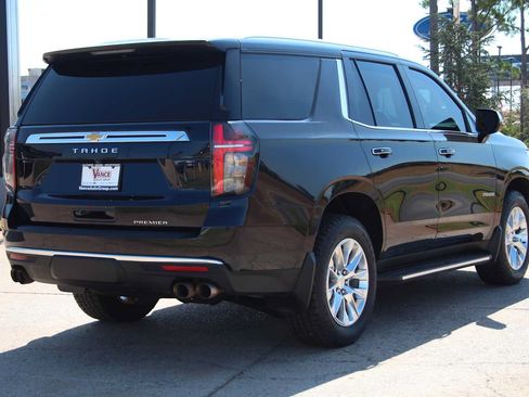 Used 2023 Chevrolet Tahoe Premier AWD/4WD image 12