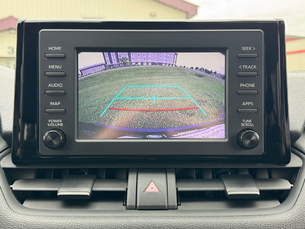 Used 2019 Toyota RAV4 LE w/ Carpet Mat Package AWD/4WD image 22