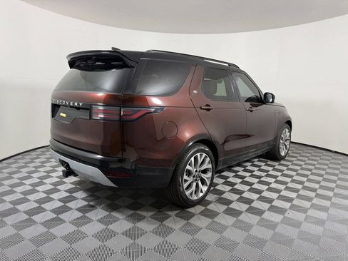 Used 2026 Land Rover Discovery Limited Edition AWD/4WD image 8