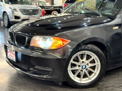 Used 2011 BMW 128i Convertible image 3