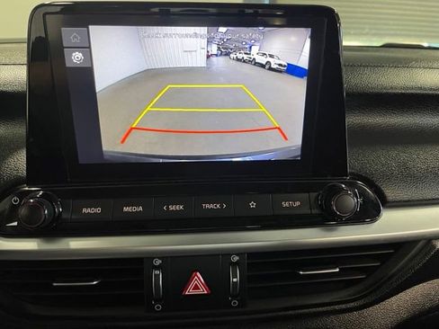 Used 2023 Kia Forte LXS FWD image 28