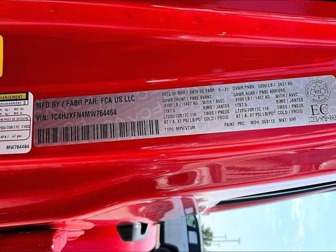 Used 2021 Jeep Wrangler Unlimited Rubicon w/ Dual Top Group AWD/4WD image 19