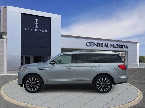 Certified 2021 Lincoln Navigator Reserve w/ Luxury Package AWD/4WD image 9