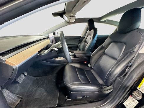 Used 2018 Tesla Model 3 Long Range image 12