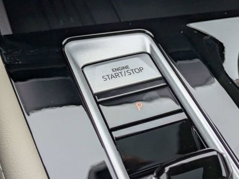 New 2026 Volkswagen Atlas SE FWD image 30