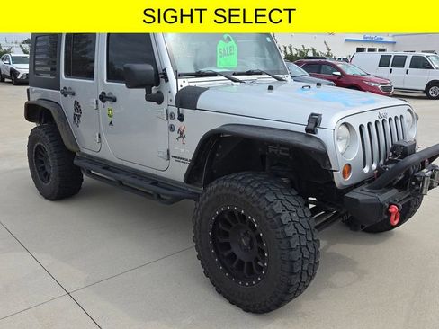 Used 2010 Jeep Wrangler Unlimited Sahara w/ Trailer Tow Group image 7
