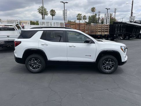 New 2026 GMC Terrain AT4 AWD/4WD image 4