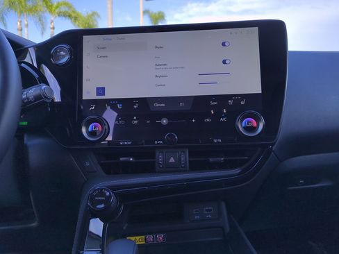 Certified 2025 Lexus NX 350h AWD w/ Premium Package image 25