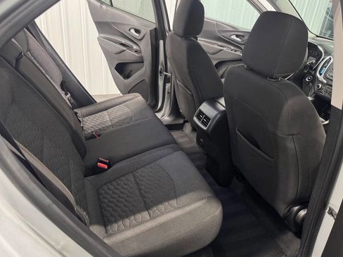 Used 2018 Chevrolet Equinox LT image 26