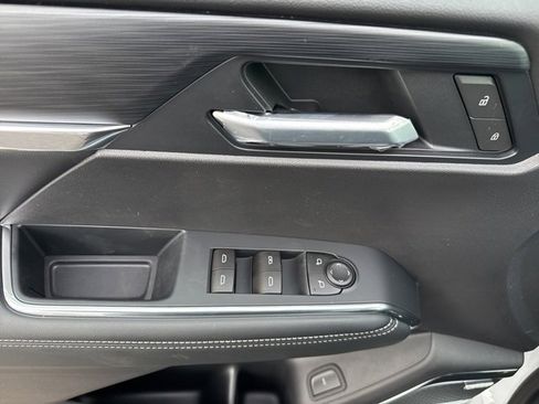 New 2026 GMC Acadia Elevation image 9