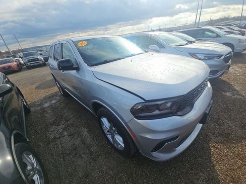 Used 2025 Dodge Durango GT image 3