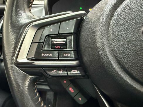 Used 2018 Subaru Crosstrek 2.0i Premium image 12