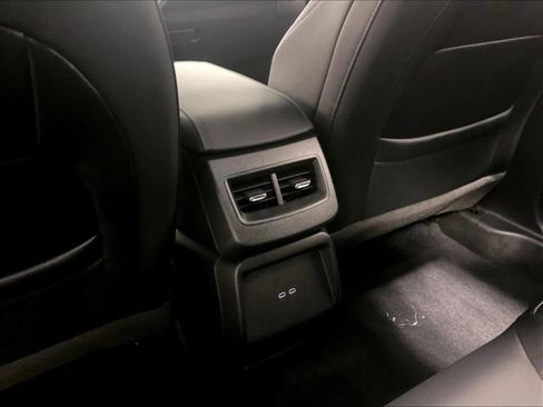 Used 2025 Chevrolet Equinox EV LT w/ Convenience Package image 28