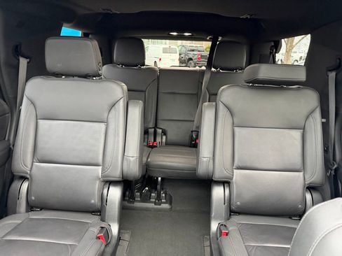 Used 2022 Chevrolet Tahoe LT w/ LT Signature Plus Package image 16