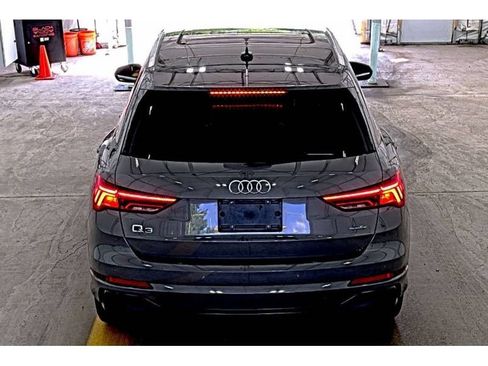 Used 2022 Audi Q3 2.0T Premium AWD/4WD image 5