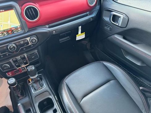 Used 2022 Jeep Gladiator Rubicon w/ LED Lighting Group image 18