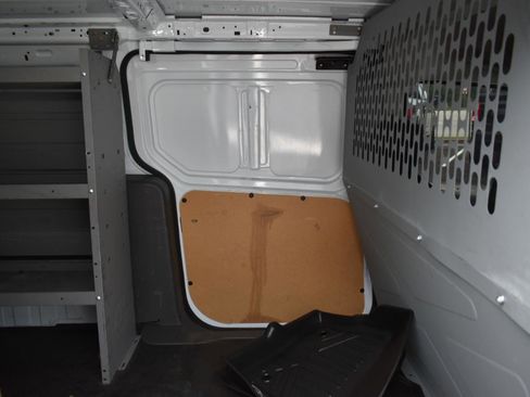 Used 2022 Ford Transit Connect XL FWD image 10