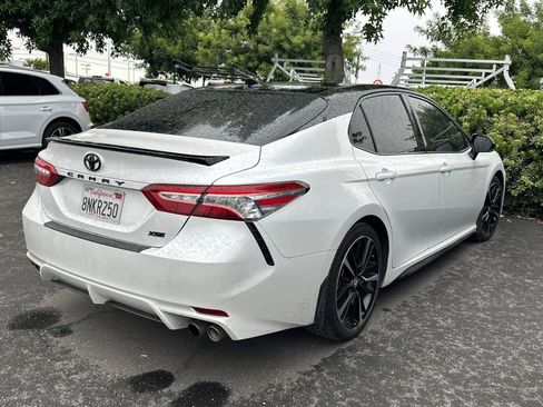 Used 2020 Toyota Camry XSE w/ Accessory Appearance Package FWD image 4
