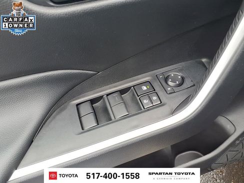 Used 2025 Toyota RAV4 LE AWD/4WD image 17
