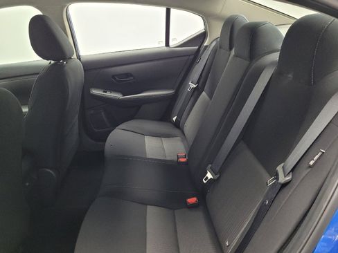 Used 2024 Nissan Sentra SV image 18